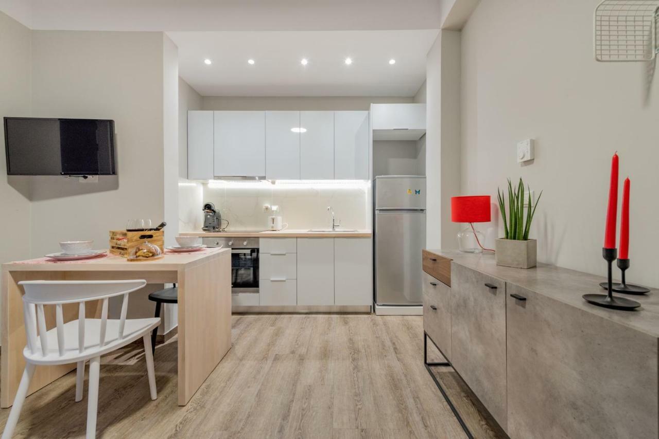 Stylish & Bright Apartment In The City Centre Zakintos Zewnętrze zdjęcie
